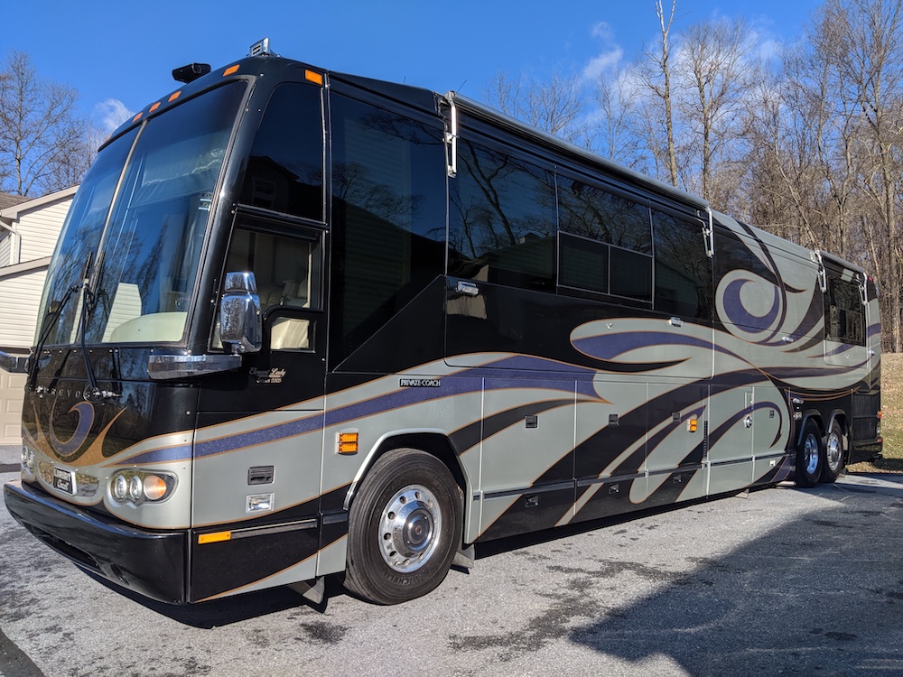 2005 Prevost Liberty H3-45 For Sale