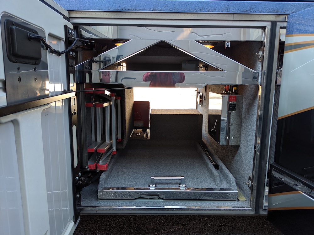 2005 Prevost Liberty H3-45 For Sale