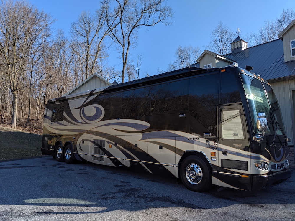 2005 Prevost Liberty H3-45 For Sale