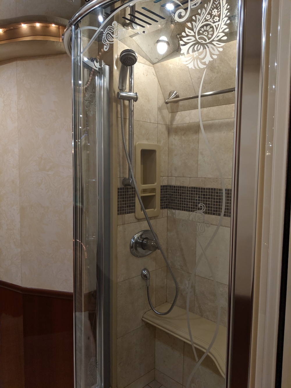 2005 Prevost Liberty H3-45 For Sale