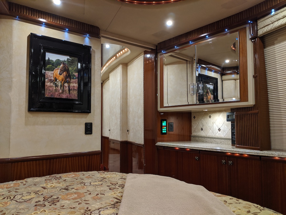 2005 Prevost Liberty H3-45 For Sale