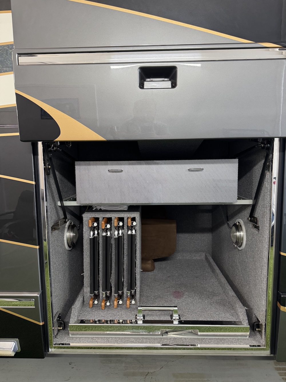 2005 Prevost Liberty H3-45 For Sale