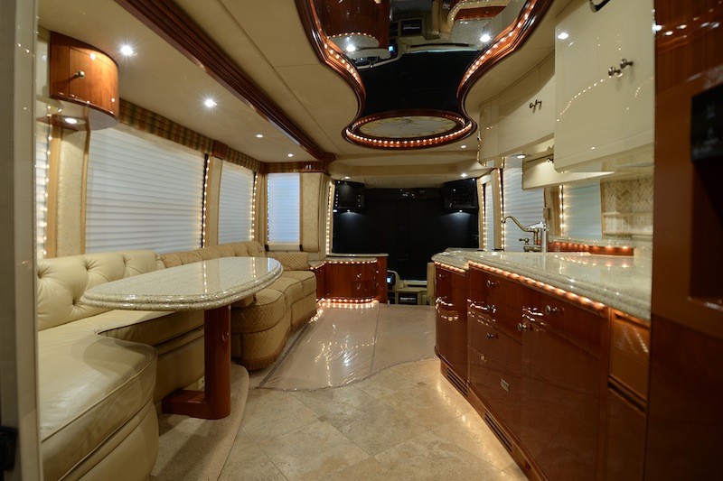 2005 Prevost Liberty H3-45 For Sale