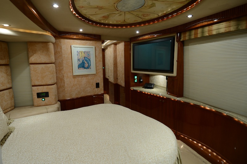 2005 Prevost Liberty H3-45 For Sale