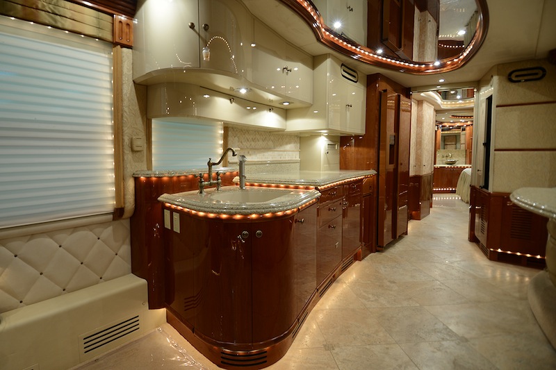 2005 Prevost Liberty H3-45 For Sale