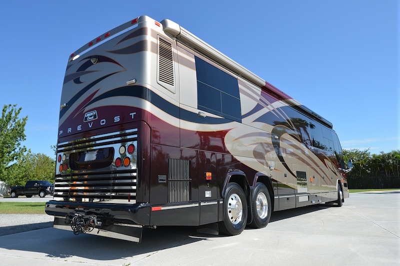 2005 Prevost Liberty H3-45 For Sale