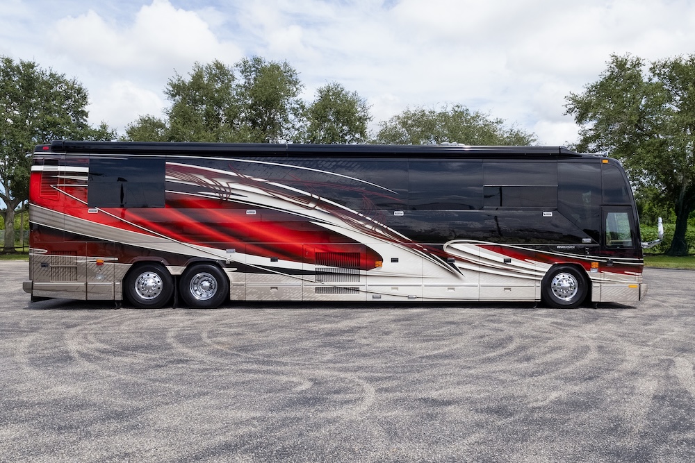 2005 Prevost Liberty H3-45 For Sale