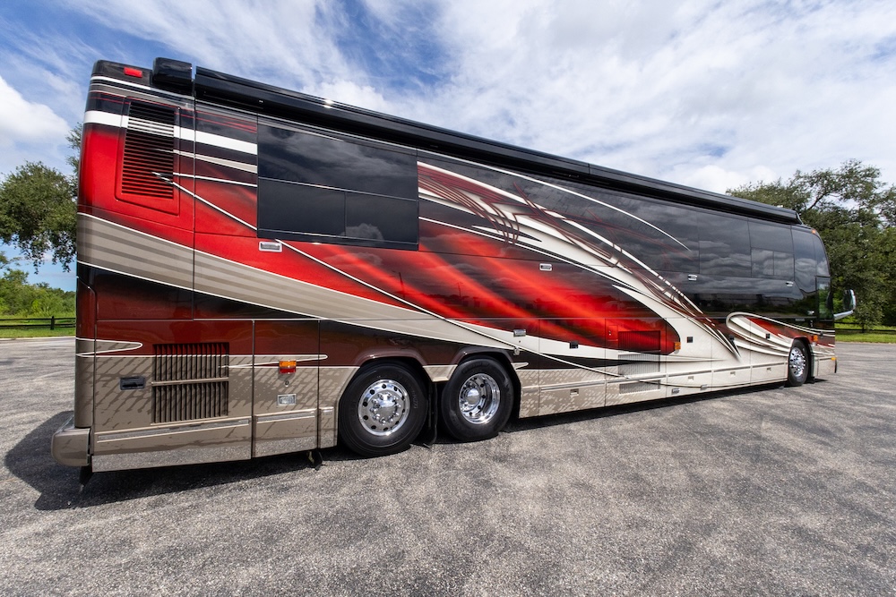 2005 Prevost Liberty H3-45 For Sale