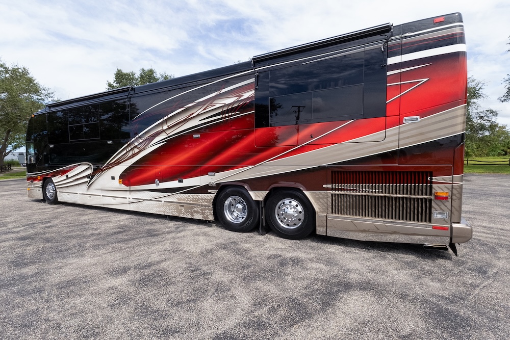 2005 Prevost Liberty H3-45 For Sale
