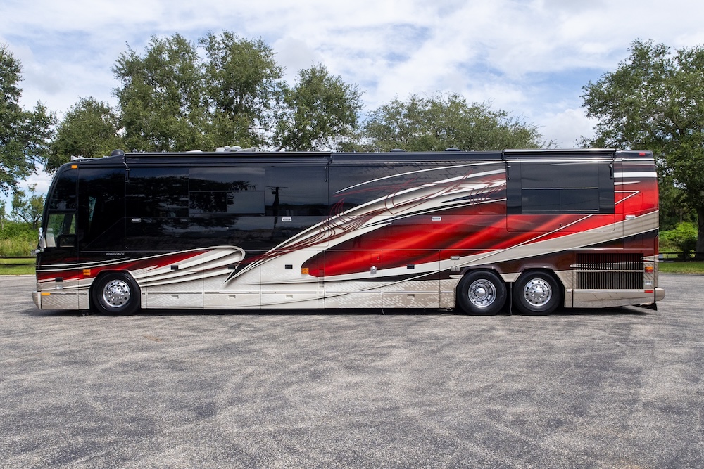 2005 Prevost Liberty H3-45 For Sale