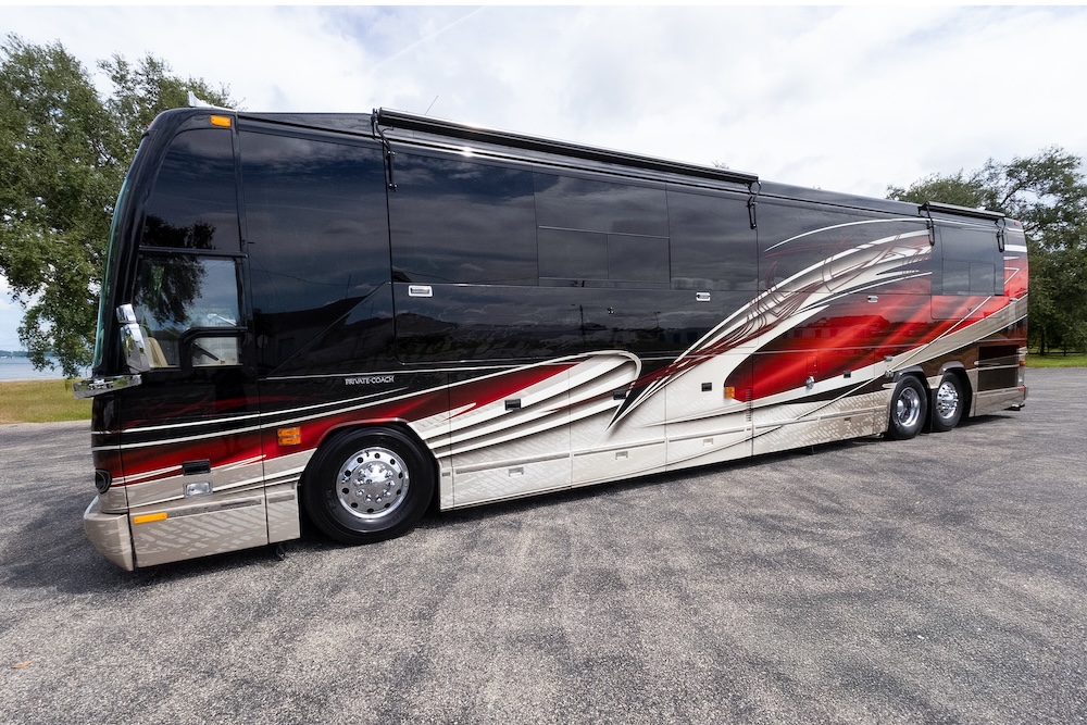 2005 Prevost Liberty H3-45 For Sale