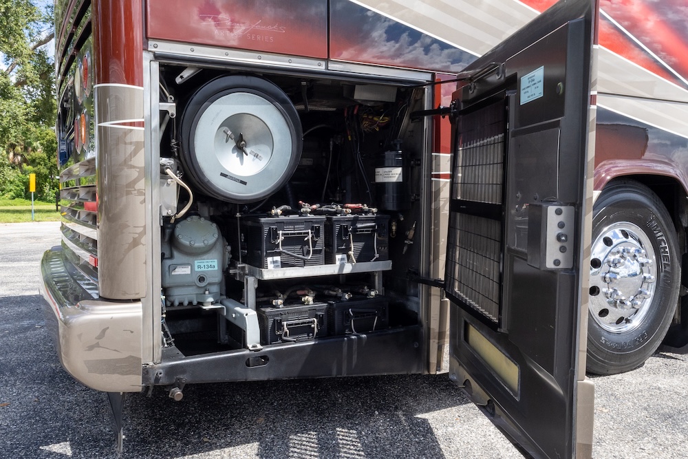 2005 Prevost Liberty H3-45 For Sale