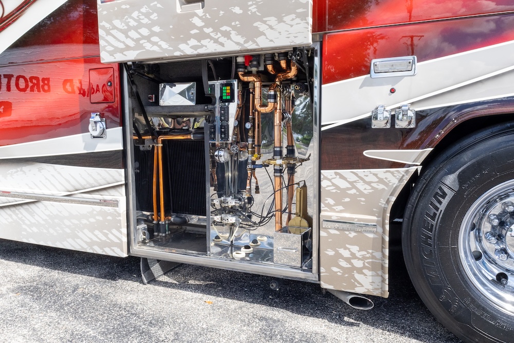 2005 Prevost Liberty H3-45 For Sale