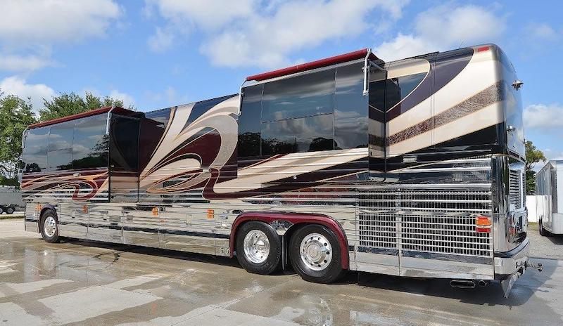 2005 Prevost Liberty XLII For Sale