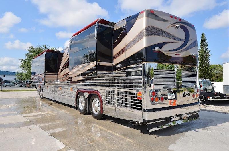 2005 Prevost Liberty XLII For Sale