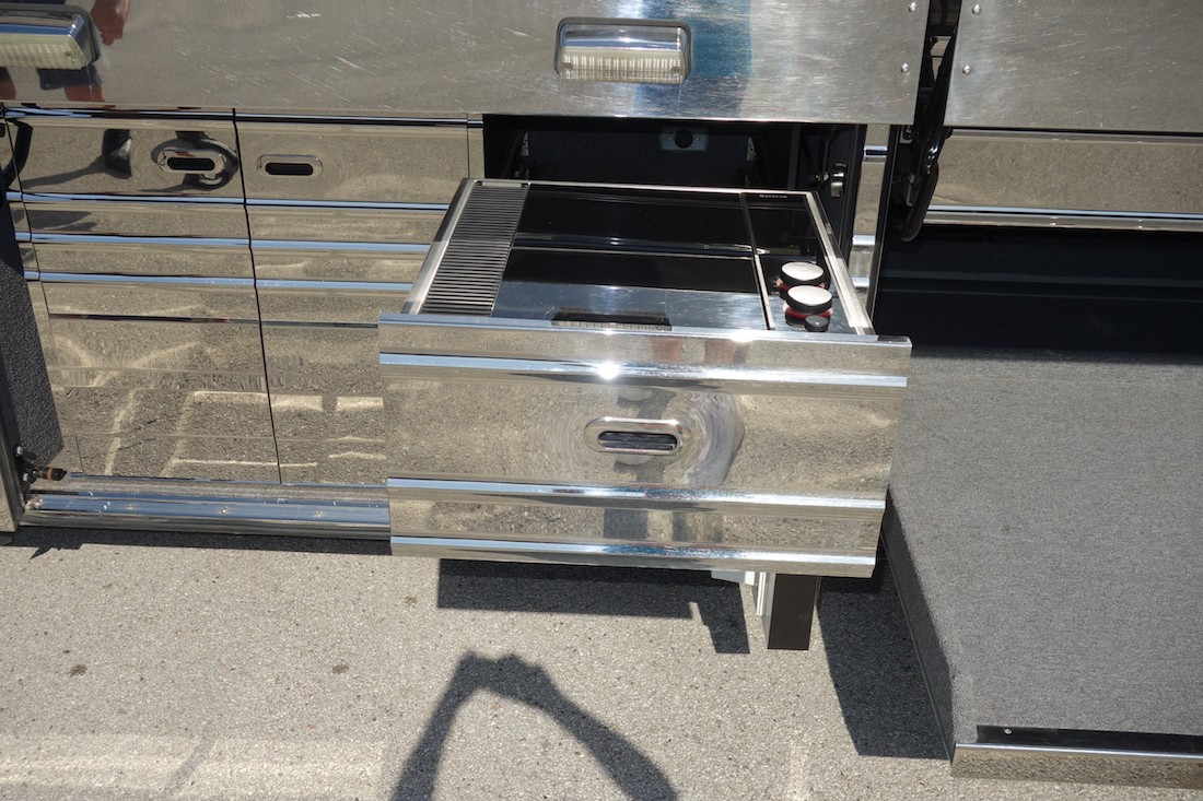 2005 Prevost Liberty XLII For Sale