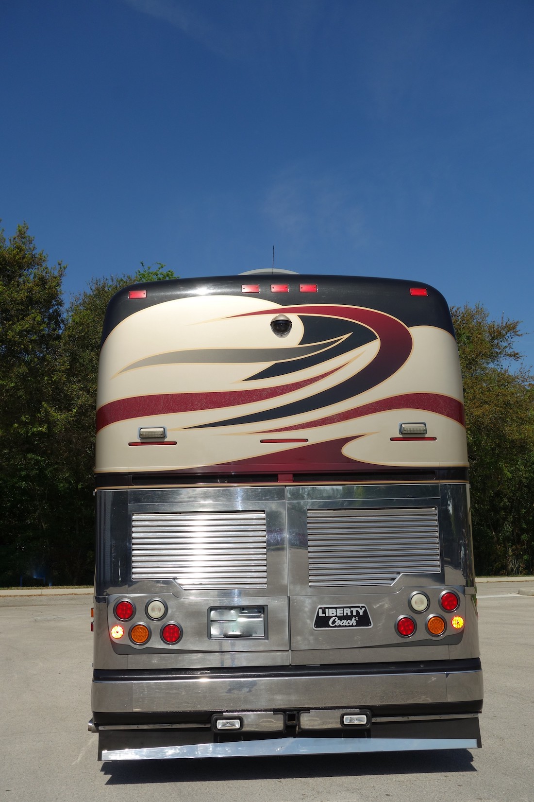 2005 Prevost Liberty XLII For Sale
