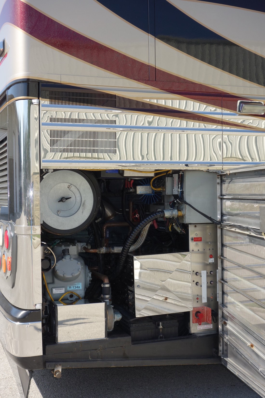 2005 Prevost Liberty XLII For Sale