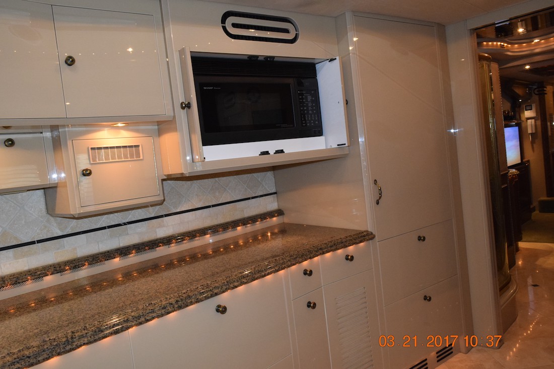 2005 Prevost Liberty XLII For Sale