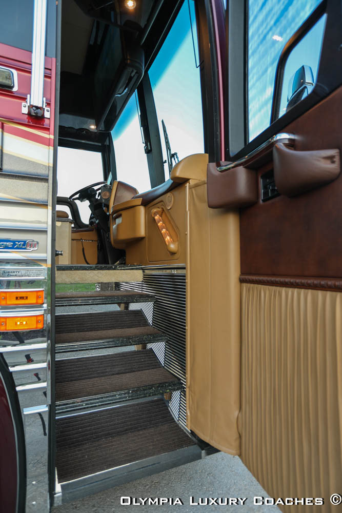 2005 Prevost Liberty XLII For Sale