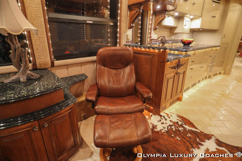2005 Prevost Liberty XLII For Sale
