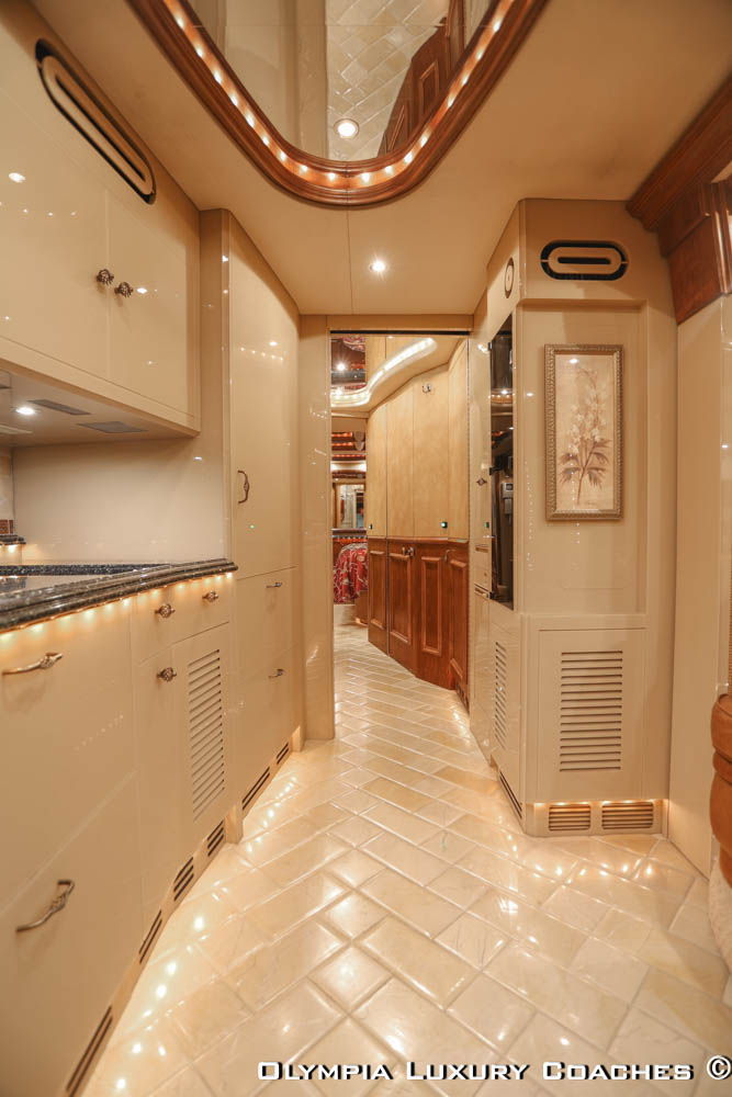 2005 Prevost Liberty XLII For Sale