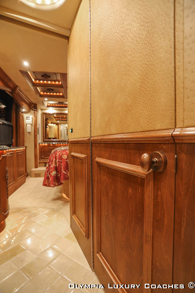 2005 Prevost Liberty XLII For Sale