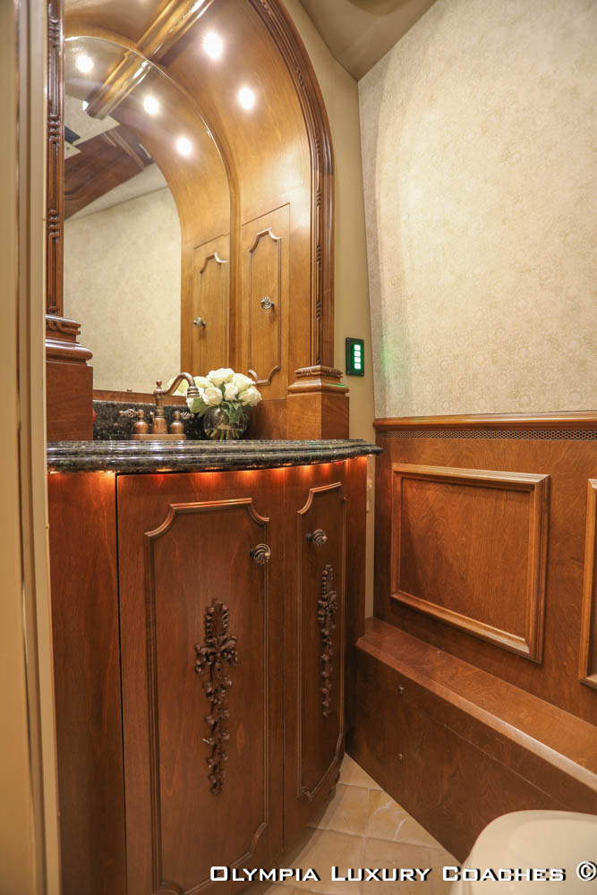 2005 Prevost Liberty XLII For Sale