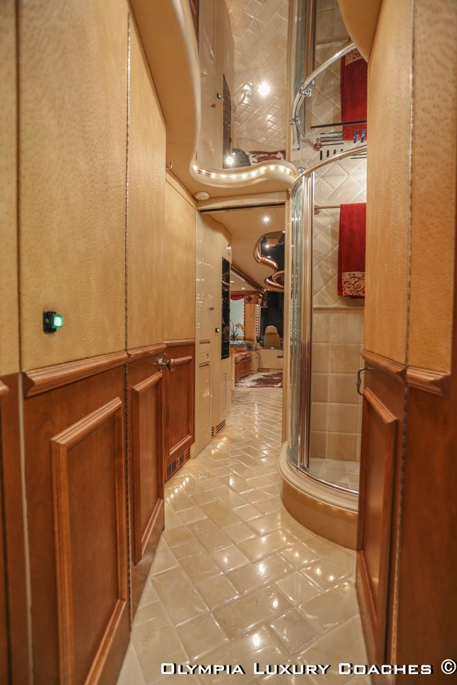 2005 Prevost Liberty XLII For Sale