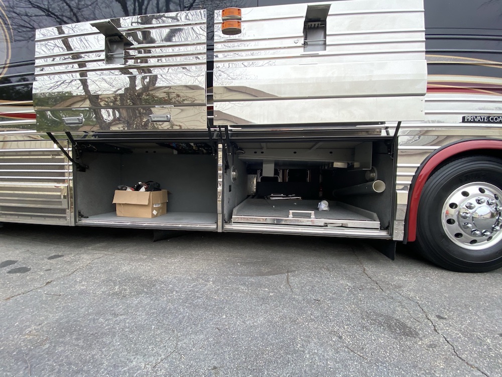 2005 Prevost Liberty XLII For Sale