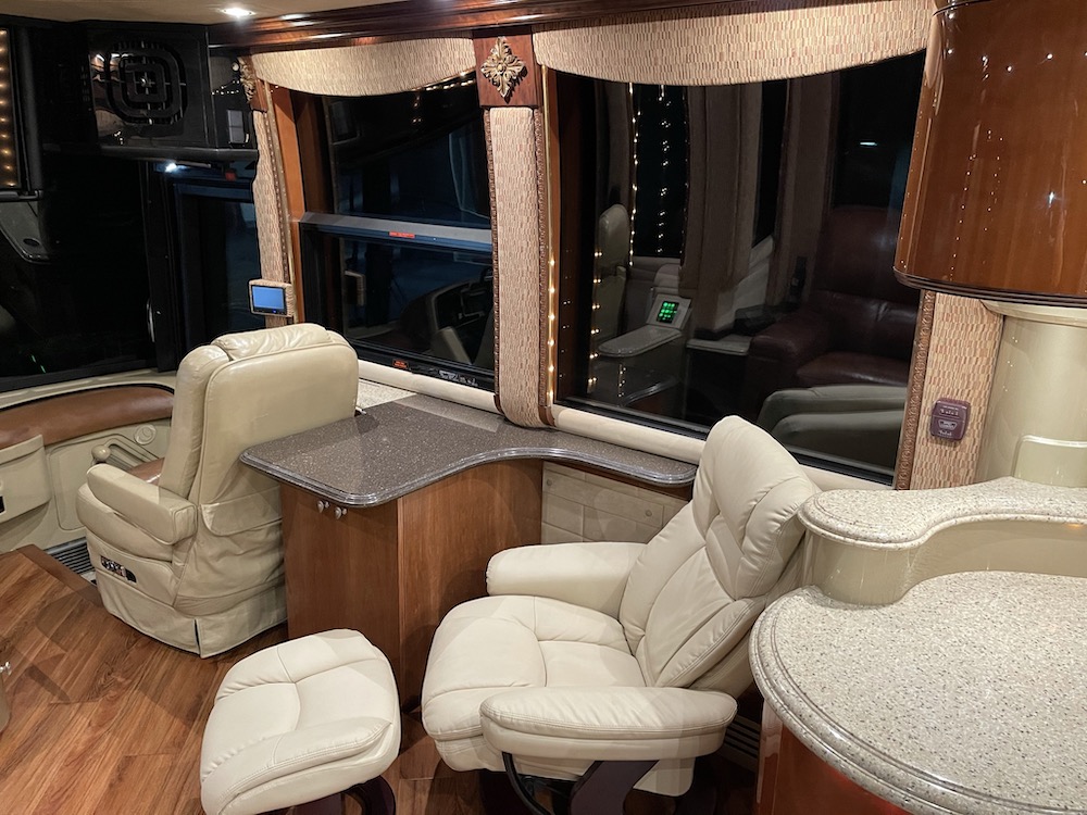 2005 Prevost Liberty XLII For Sale