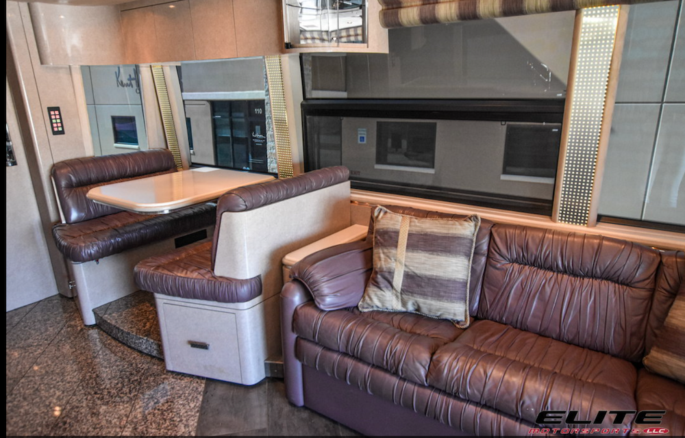 2005 Prevost Marathon H3-45 For Sale