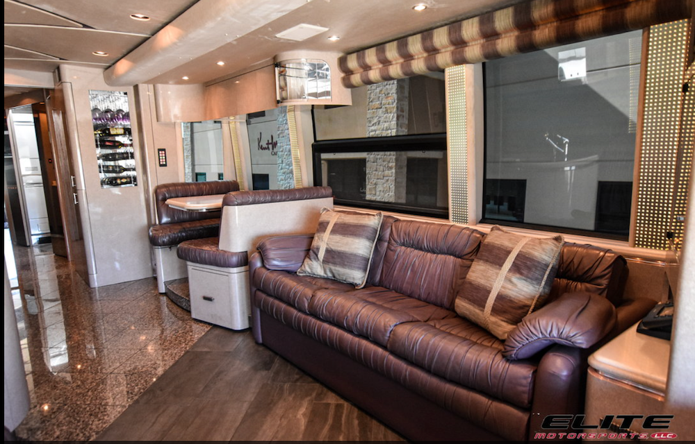 2005 Prevost Marathon H3-45 For Sale