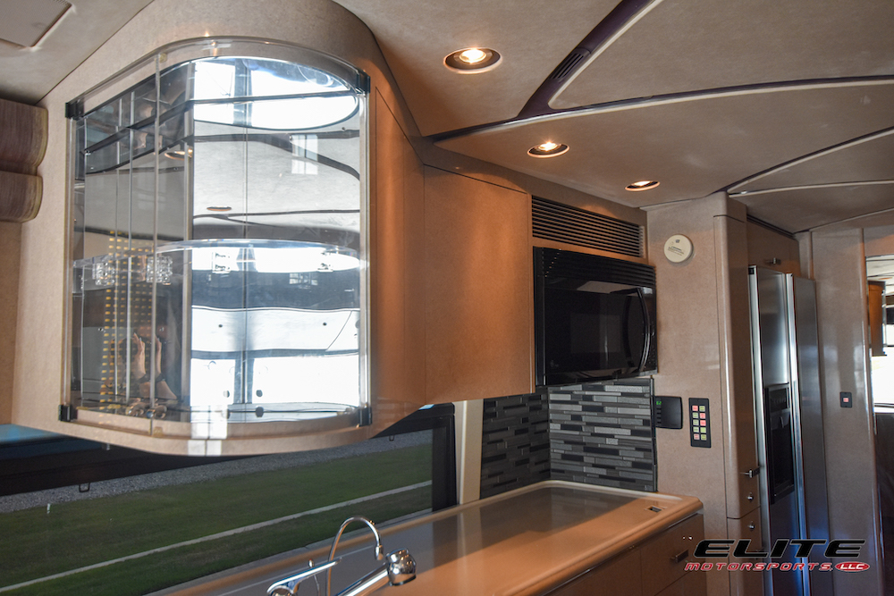 2005 Prevost Marathon H3-45 For Sale