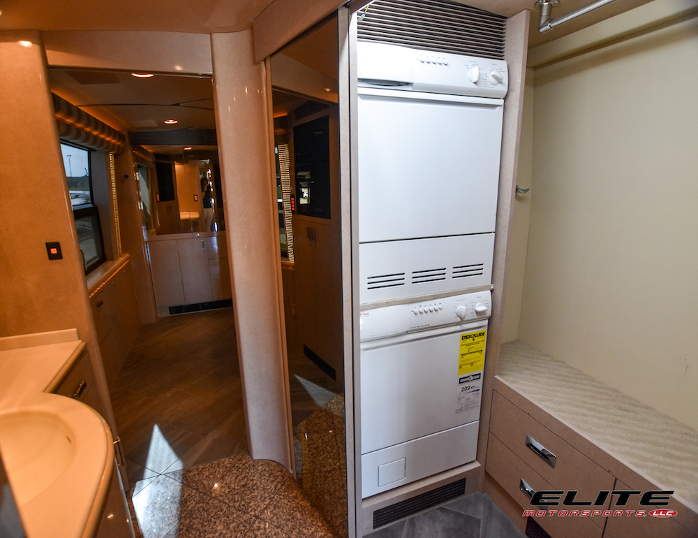 2005 Prevost Marathon H3-45 For Sale