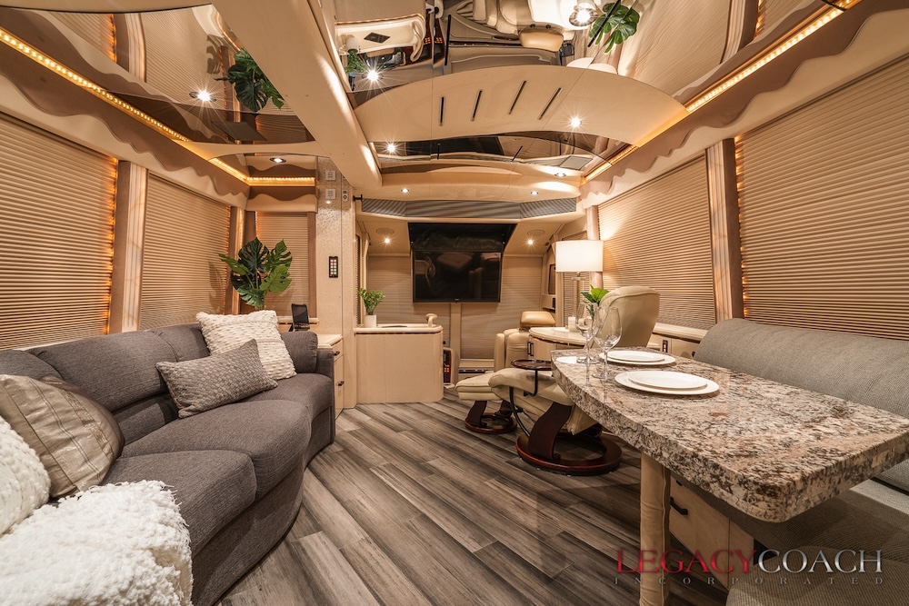 2005 Prevost Marathon H3-45 For Sale