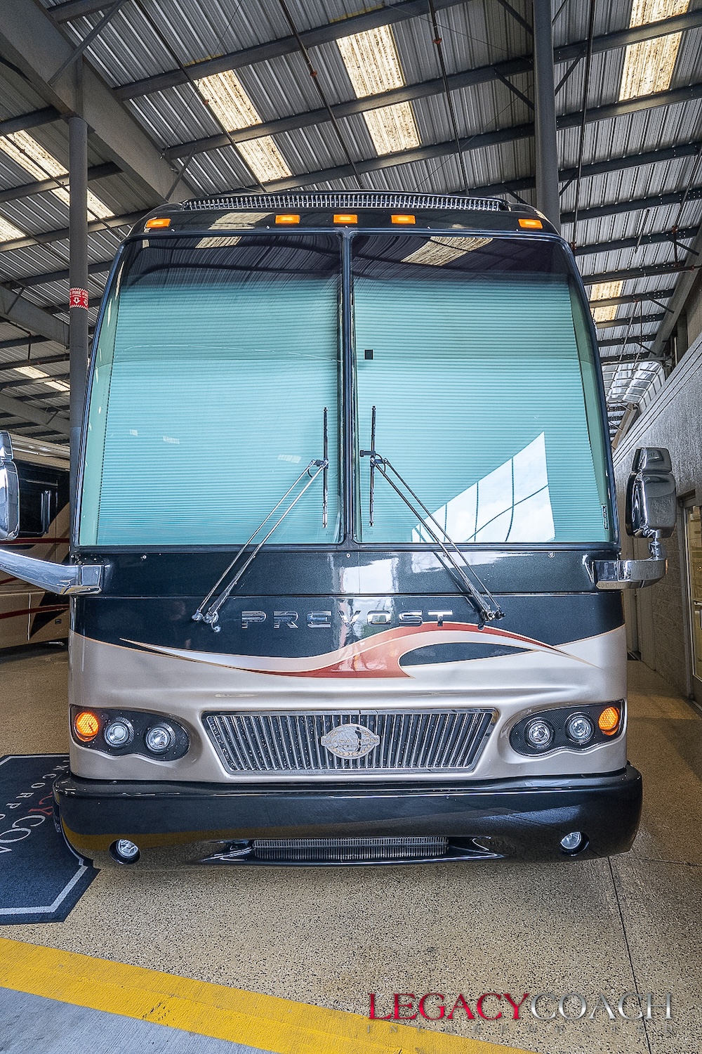 2005 Prevost Marathon H3-45 For Sale