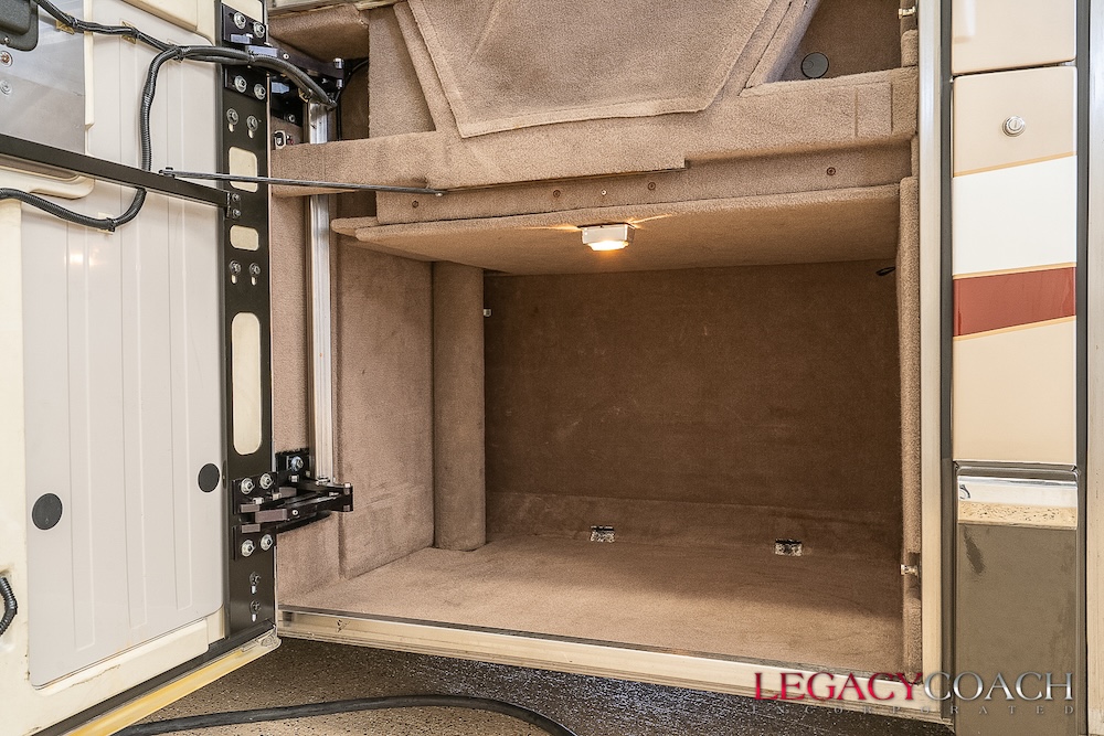 2005 Prevost Marathon H3-45 For Sale