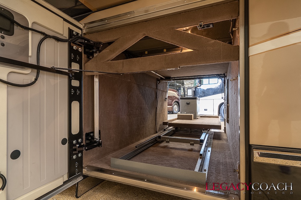 2005 Prevost Marathon H3-45 For Sale