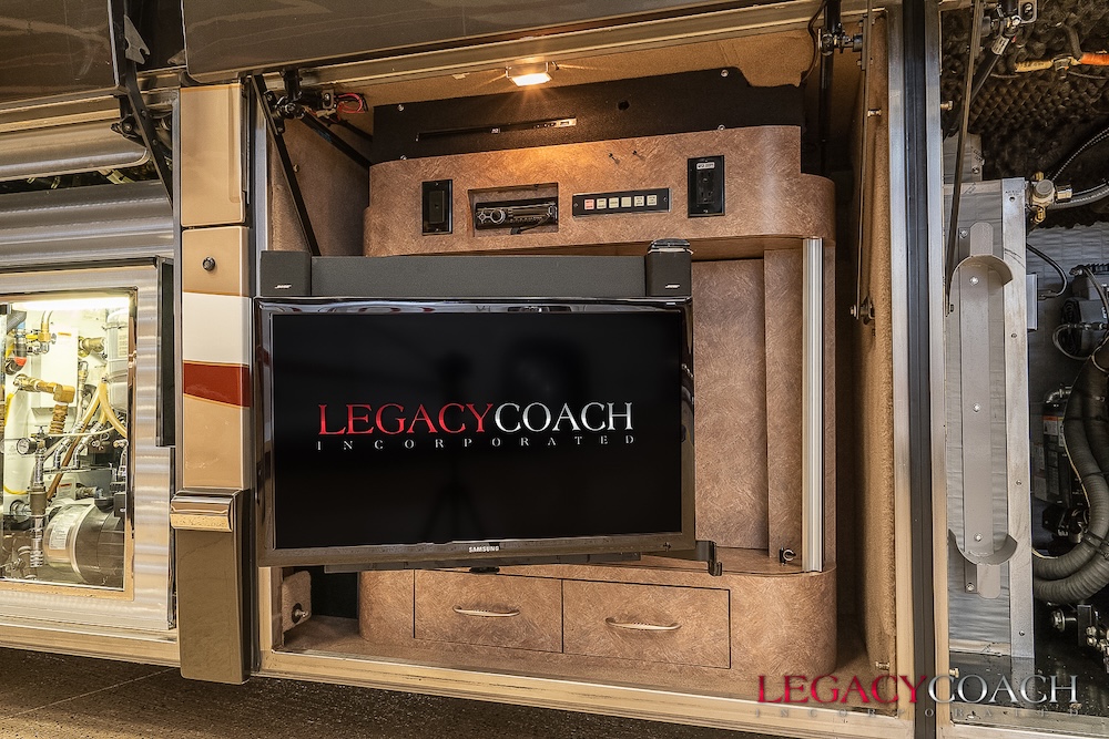 2005 Prevost Marathon H3-45 For Sale