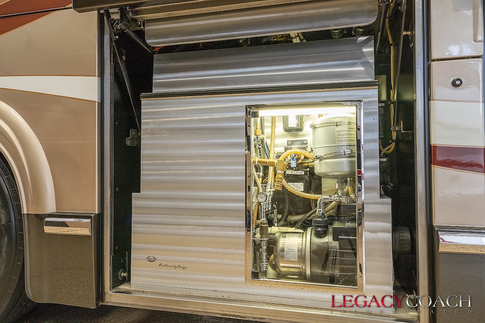 2005 Prevost Marathon H3-45 For Sale