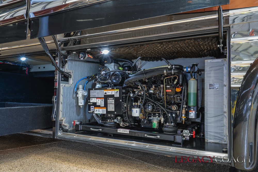 2005 Prevost Marathon XLII For Sale