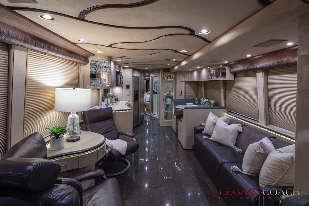 2005 Prevost Marathon XLII For Sale