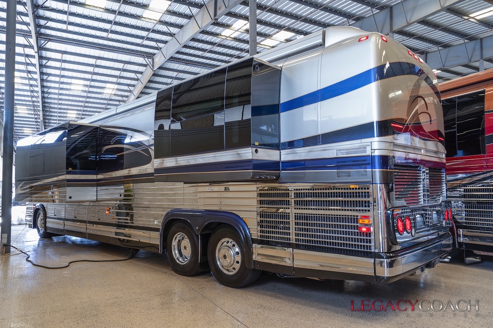 2005 Prevost Marathon XLII For Sale