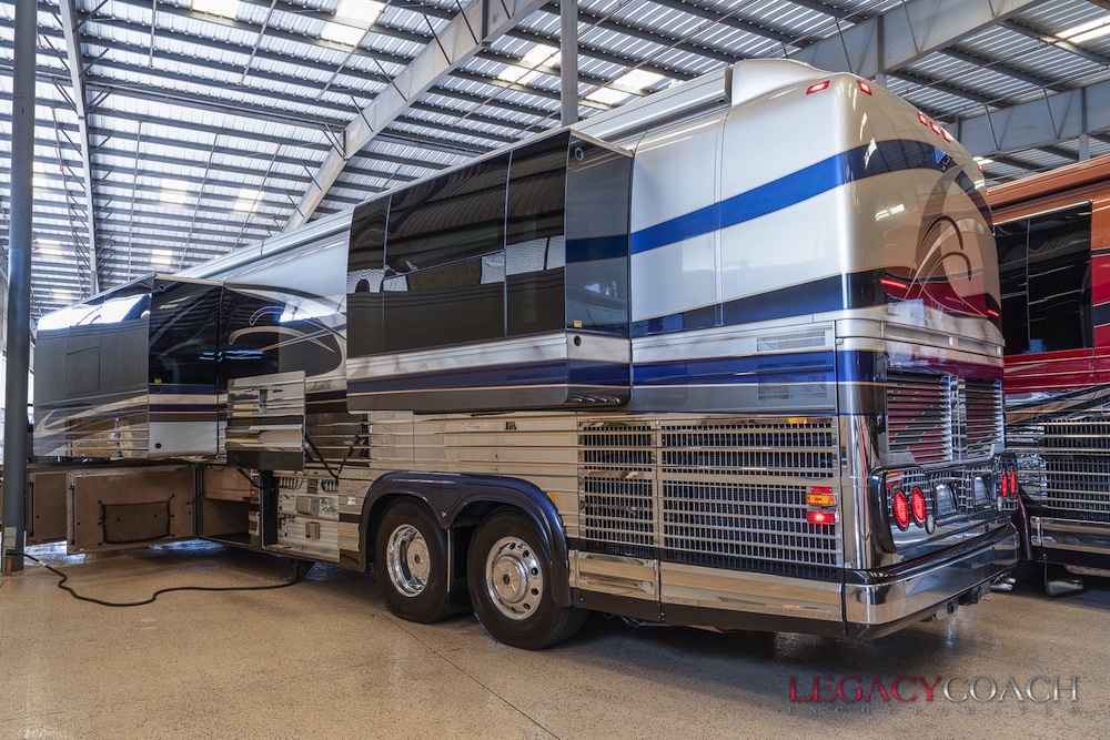 2005 Prevost Marathon XLII For Sale