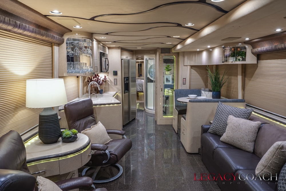 2005 Prevost Marathon XLII For Sale