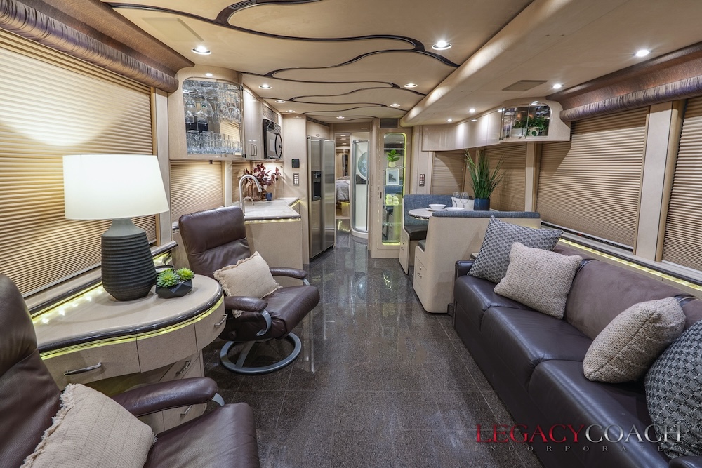 2005 Prevost Marathon XLII For Sale