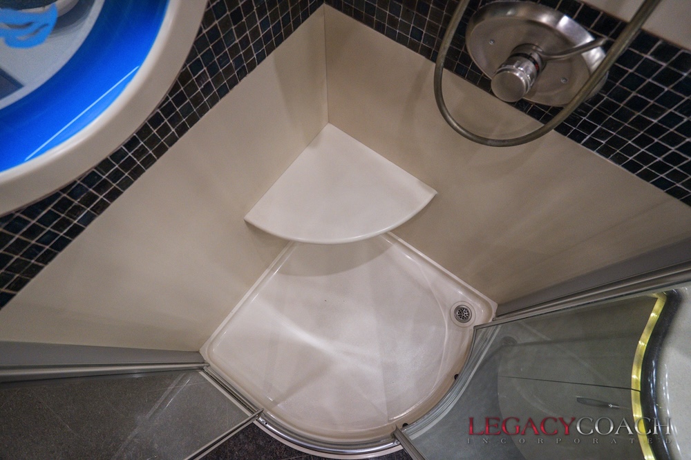 2005 Prevost Marathon XLII For Sale