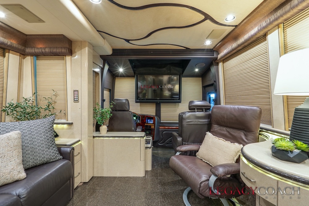 2005 Prevost Marathon XLII For Sale
