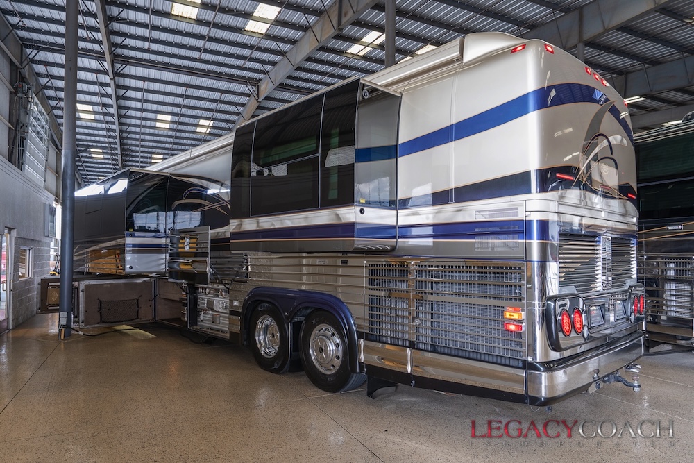 2005 Prevost Marathon XLII For Sale